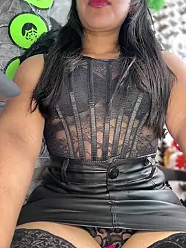 Liulee2 online show from October 2025 04:08:02 PM