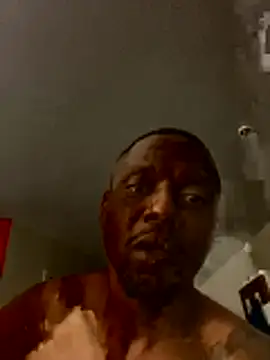 Snapshot of 1LongJohn1 chatting on June 2026 07:07:01 AM 1LongJohn1 online show from June 2026 07:07:01 AM