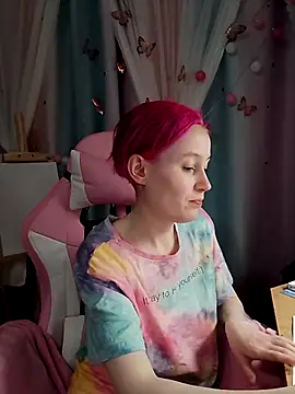 Fuzzy Unicorn online show from October 2025 07:35:02 PM