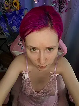 Snapshot of Fuzzy_Unicorn chatting on July 2026 10:35:02 AM Fuzzy Unicorn online show from July 2026 10:35:02 AM