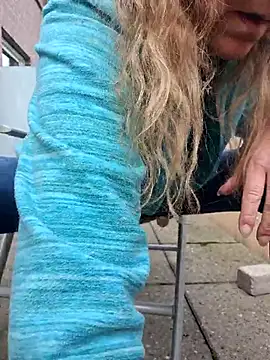 Snapshot of HotWifeLyn68 chatting on November 2025 12:26:01 PM HotWifeLyn68 online show from November 2025 12:26:01 PM