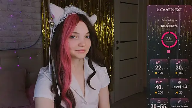 AnimeAlica18 online show from December 2025 02:32:02 AM