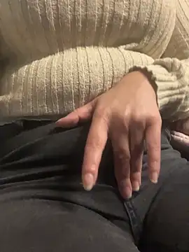 eli5566 online show from October 2025 07:58:02 PM