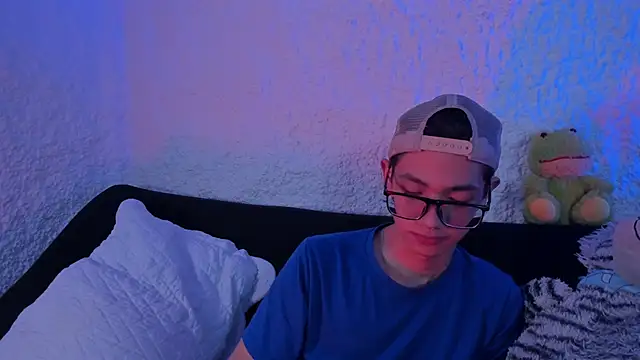 thiago kinghot online show from September 2025 05:18:01 AM