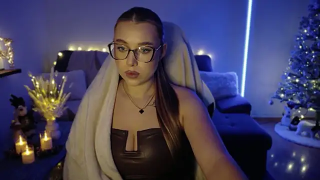 Emma candyyy online show from November 2025 11:32:02 AM