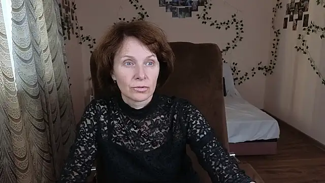 Lia Tito online show from September 2025 12:16:01 PM