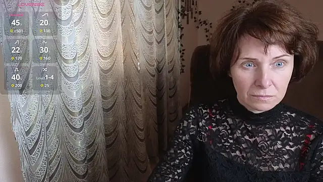 Lia Tito online show from October 2025 01:01:02 PM