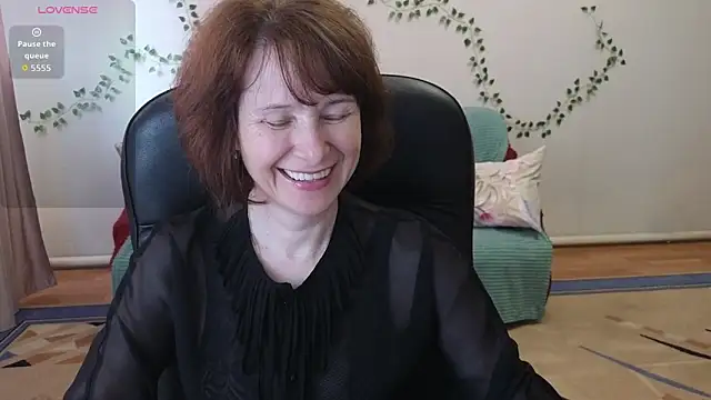 Lia Tito online show from April 2026 06:22:02 AM