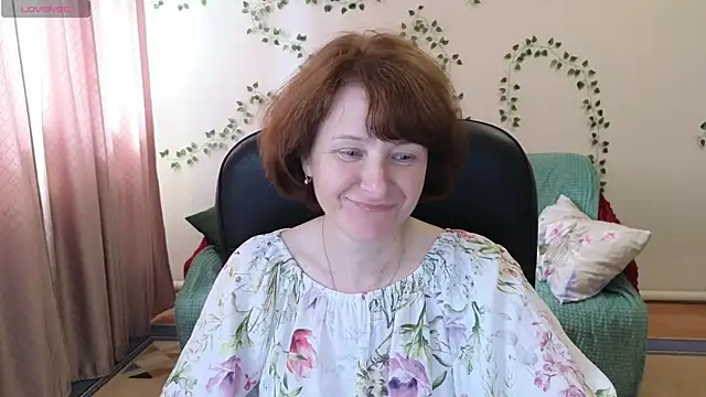 Snapshot of Lia_Tito chatting on May 2026 06:32:01 AM Lia Tito online show from May 2026 06:32:01 AM