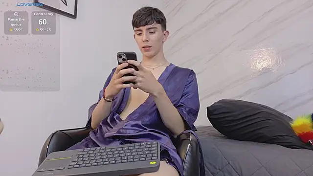 mathias saenz online show from July 2026 07:30:01 PM