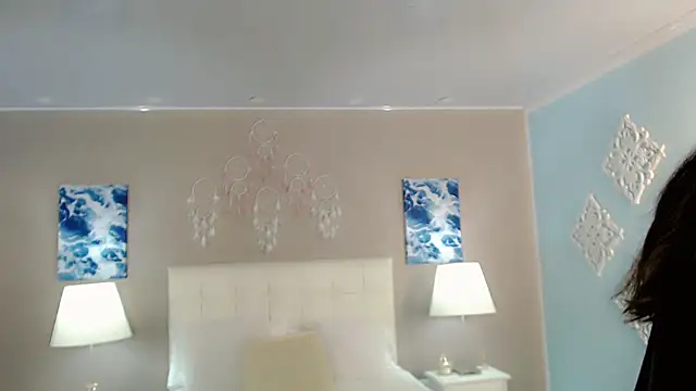 maddissonivanova online show from October 2025 07:13:02 PM