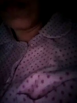 Miss-Lynda online show from November 2025 08:22:01 PM