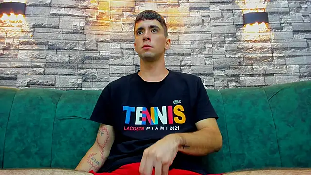 mike whitee online show from September 2025 03:45:01 PM