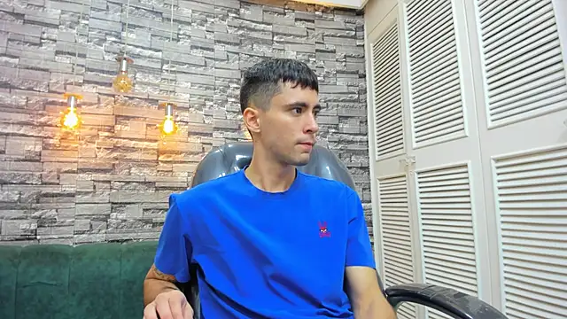 mike whitee online show from September 2025 06:35:01 AM