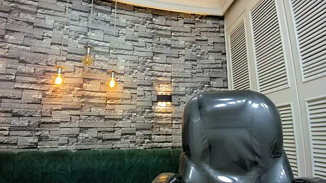 mike whitee online show from September 2025 11:02:01 AM