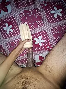 loveblzz online show from November 2025 08:03:01 AM