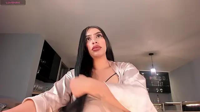 LeahLombardi  online show from March 2026 03:32:02 AM