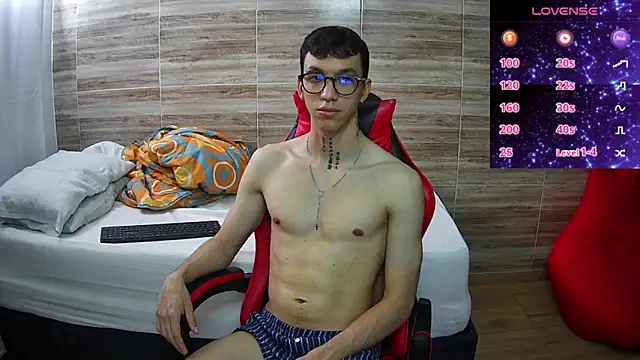 angelicious  online show from October 2025 12:31:01 PM