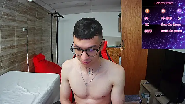 angelicious  online show from October 2025 12:39:02 PM