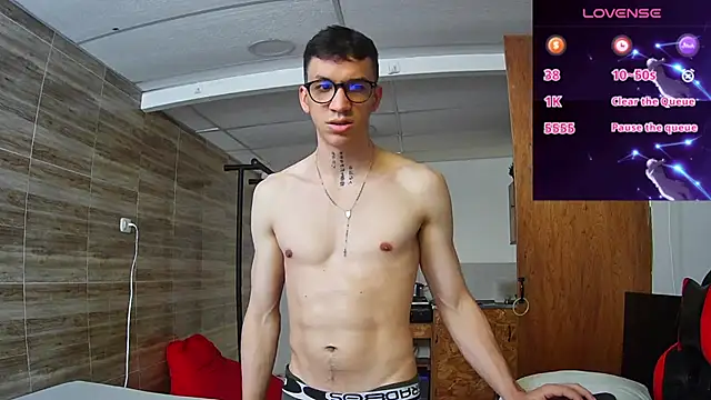 angelicious  online show from November 2025 06:17:01 PM