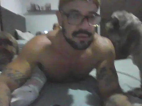 Snapshot of GustavoTolledo30 chatting on October 2025 06:22:02 AM GustavoTolledo30 online show from October 2025 06:22:02 AM