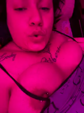 valen1891 online show from November 2025 03:49:02 AM