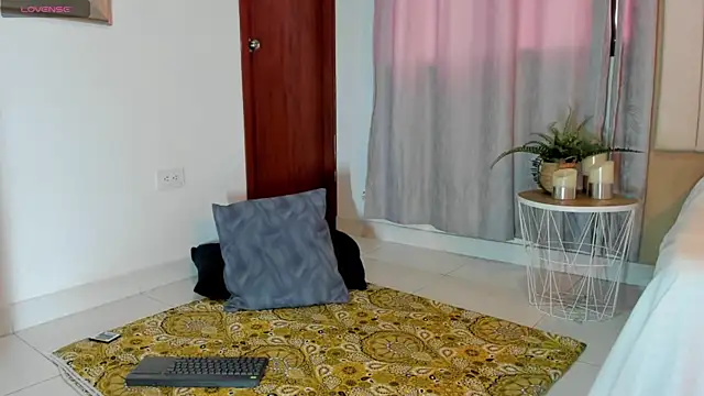 tristan gold online show from November 2025 02:16:02 PM