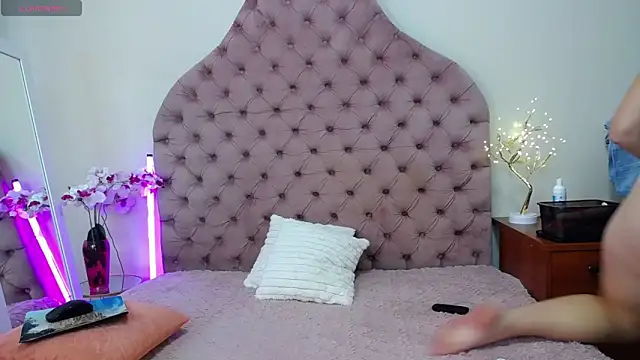  Agata  online show from September 2025 07:11:02 AM