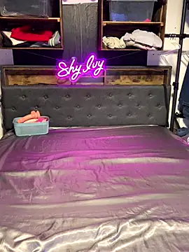 Shy Ivy online show from September 2025 08:11:02 PM