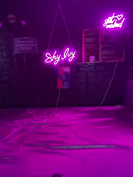 Shy Ivy online show from November 2025 10:54:02 PM