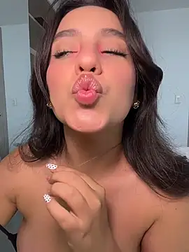 lunatorch online show from April 2026 06:10:01 PM