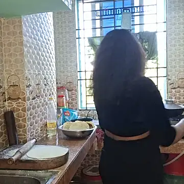 Bristy- online show from November 2025 03:23:01 AM