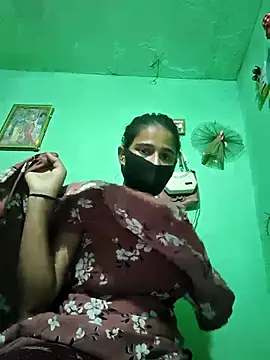 Snapshot of PIHU999 chatting on October 2025 12:55:01 PM PIHU999 online show from October 2025 12:55:01 PM