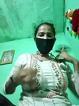 Snapshot of PIHU999 chatting on November 2025 01:41:01 AM PIHU999 online show from November 2025 01:41:01 AM