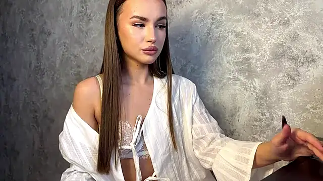 Snapshot of LushMira chatting on November 2025 07:43:02 AM LushMira online show from November 2025 07:43:02 AM