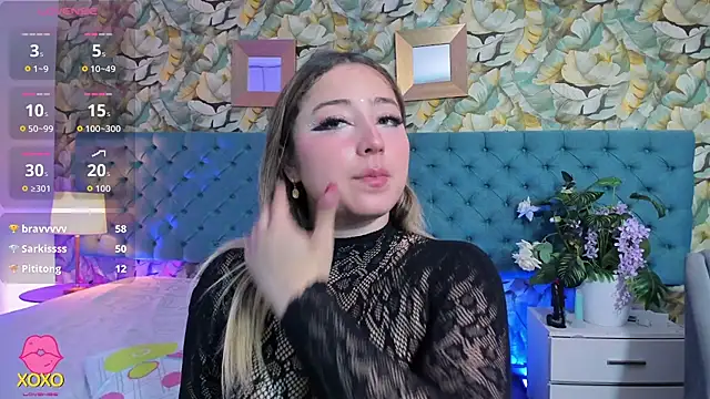 Snapshot of PatyLawrence chatting on June 2026 04:39:02 AM PatyLawrence online show from June 2026 04:39:02 AM
