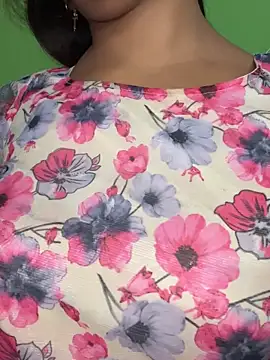 Snapshot of SEXY-SIMI-BHABI chatting on September 2025 06:58:02 AM SEXY-SIMI-BHABI online show from September 2025 06:58:02 AM