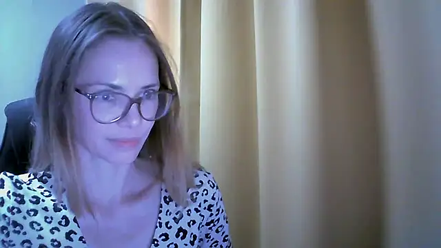 Snapshot of SEA_Dream chatting on October 2025 08:20:01 AM SEA Dream online show from October 2025 08:20:01 AM