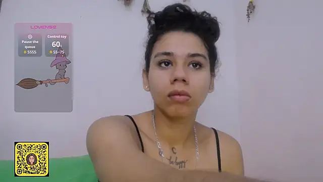 Nocturnawitch online show from October 2025 03:02:02 PM