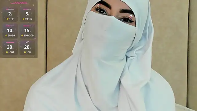 Snapshot of _Zahiira_ chatting on September 2025 11:43:01 AM Zahiira online show from September 2025 11:43:01 AM