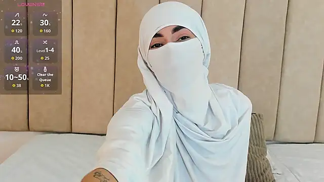 Snapshot of _Zahiira_ chatting on September 2025 11:46:02 AM Zahiira online show from September 2025 11:46:02 AM