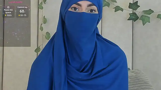 Snapshot of _Zahiira_ chatting on October 2025 12:13:02 PM Zahiira online show from October 2025 12:13:02 PM