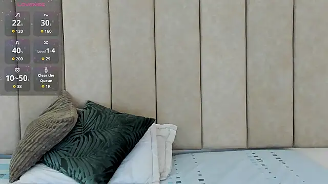 Snapshot of _Zahiira_ chatting on October 2025 11:55:01 AM Zahiira online show from October 2025 11:55:01 AM