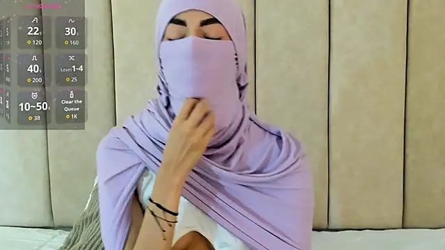 Snapshot of _Zahiira_ chatting on October 2025 12:06:01 PM Zahiira online show from October 2025 12:06:01 PM