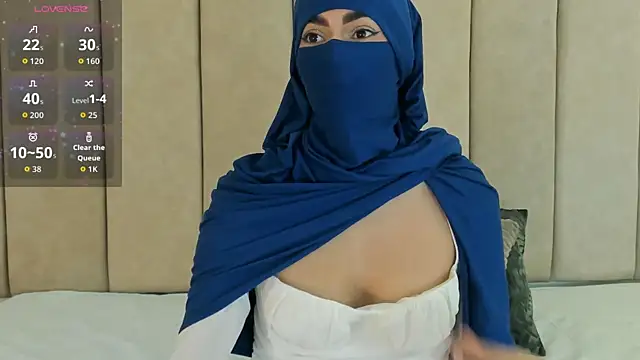 Snapshot of _Zahiira_ chatting on October 2025 12:07:02 PM Zahiira online show from October 2025 12:07:02 PM