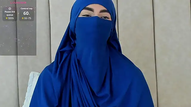 Snapshot of _Zahiira_ chatting on November 2025 12:07:02 PM Zahiira online show from November 2025 12:07:02 PM