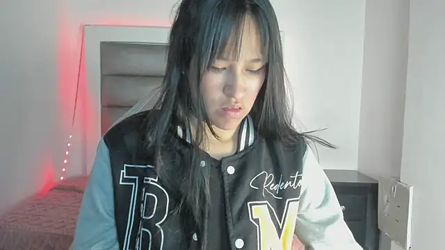 Andrea brunnette online show from October 2025 12:06:01 PM