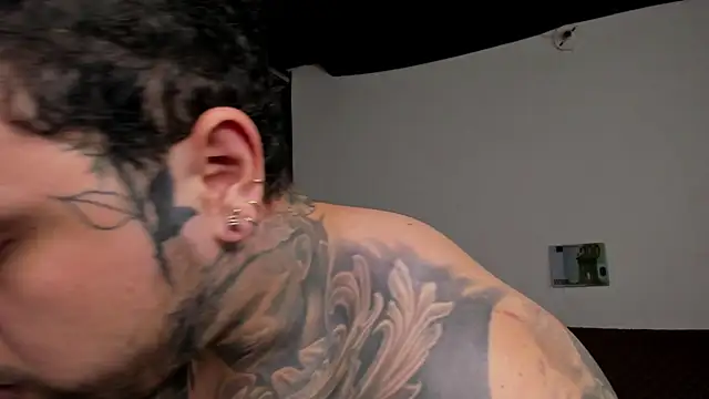 natevillage online show from April 2026 09:04:02 PM