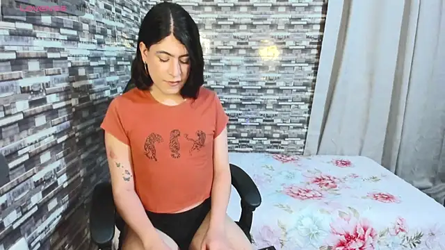 Snapshot of xxxEmmaxx chatting on May 2026 04:19:02 AM xxxEmmaxx online show from May 2026 04:19:02 AM