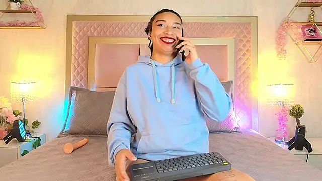 SofiaWhites online show from April 2026 03:34:02 AM